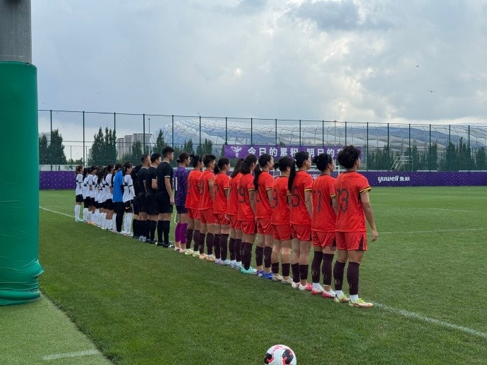 U20女足热身赛9比0大连 四将梅开二度或独中两元