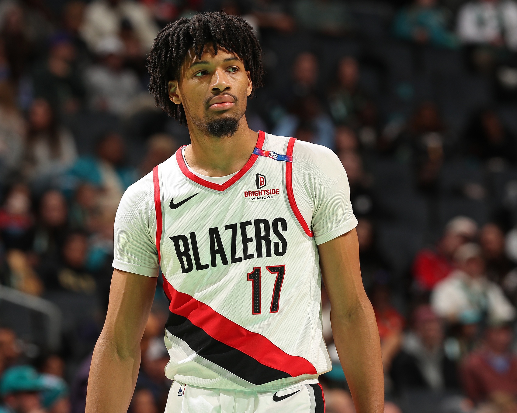 队记：参考其他球员病例 夏普最少7个月才能回归&这还是乐观的