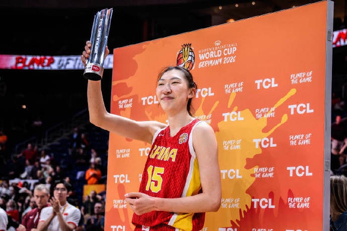 赵探长:中国女篮最佳球员基本就是韩旭&杨舒予轮流拿 今天是韩旭 赵探长:中国女篮最佳球员基本就是韩旭&杨舒予轮流拿 今天是韩旭