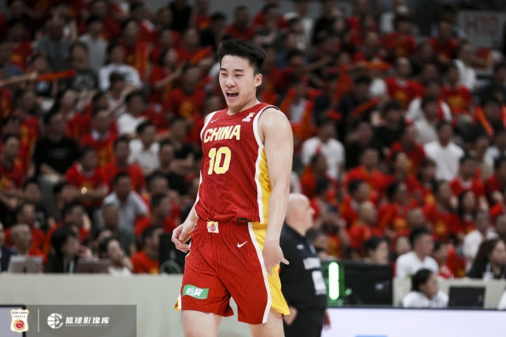 新华社：追光丨亚运会三连胜，中国男篮将迎更强“试金石”