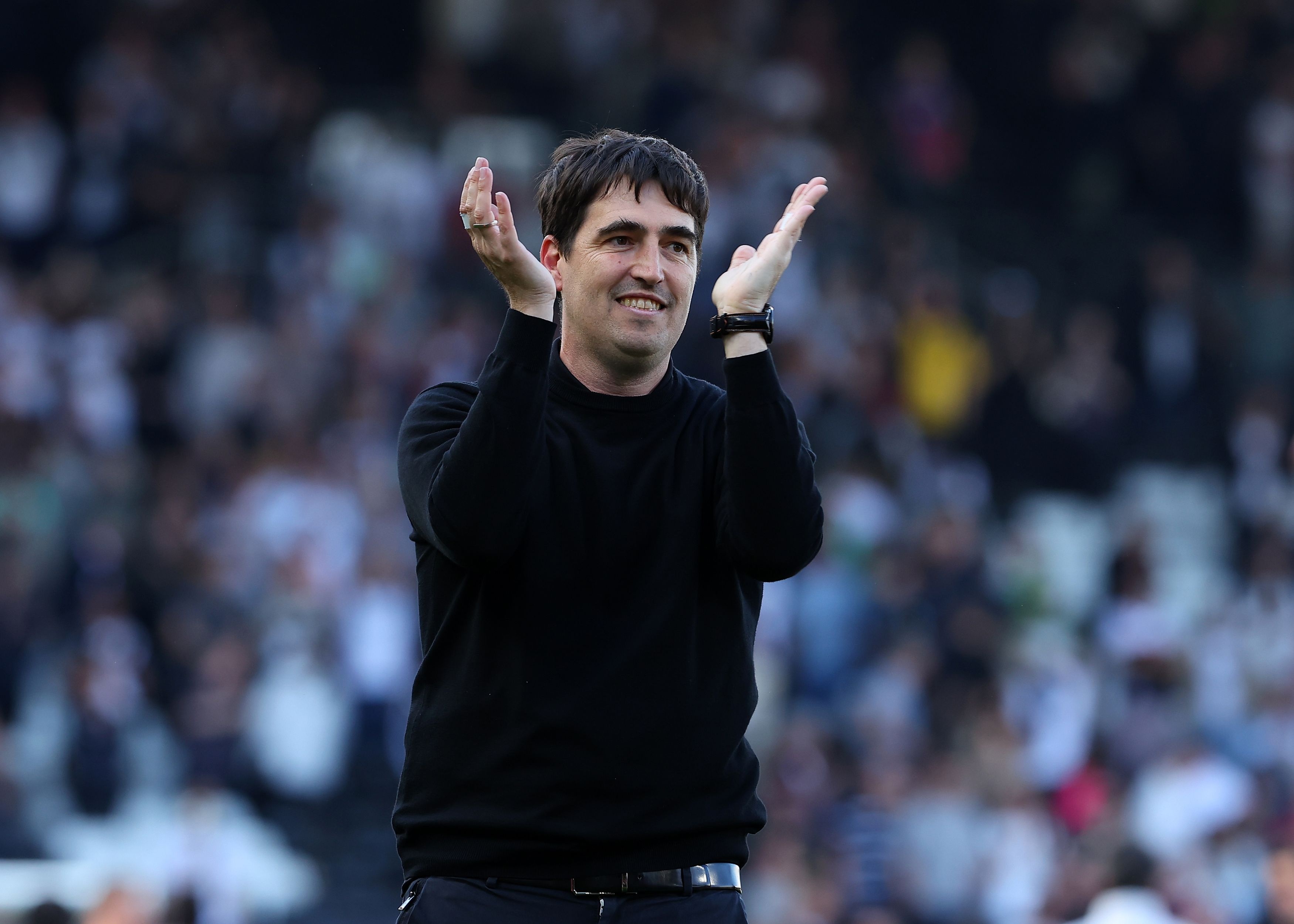 卡拉格：利物浦近年花7亿镑买人，伊劳拉接手的却是一副“烂牌”