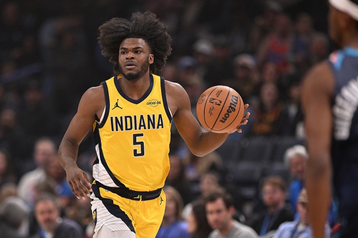 湖人媒体人：步行者的贾雷斯·沃克的年龄非常契合湖人的引援策略